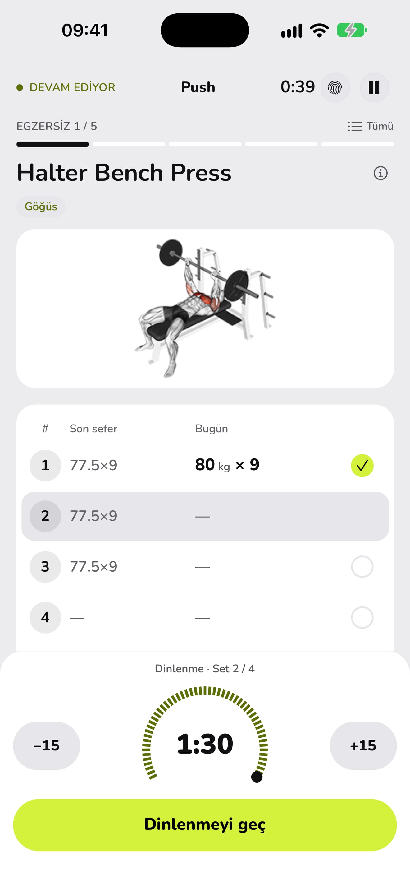 80 kg × 9'luk bir setten sonra geri sayan WaveFit dinlenme süresi.