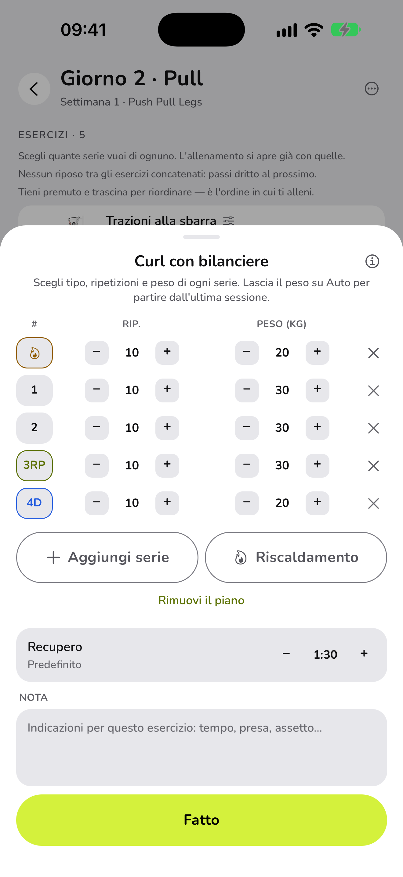 Le serie pianificate del Curl con bilanciere in WaveFit: un riscaldamento, due serie allenanti, un rest-pause e uno stripping, ognuna con ripetizioni e peso.